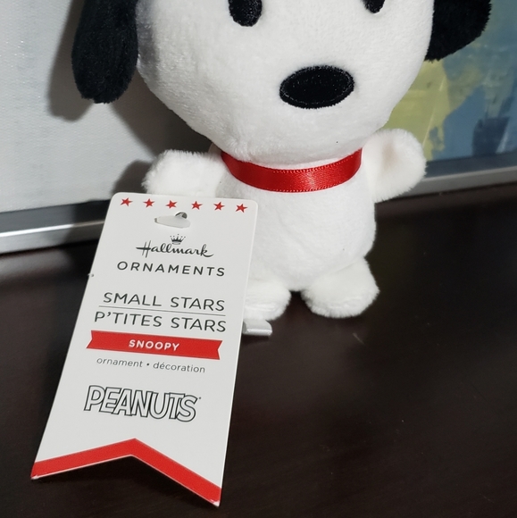 NWT 2021 Hallmark Peanuts Snoopy Collectible Ornament - Picture 3 of 8